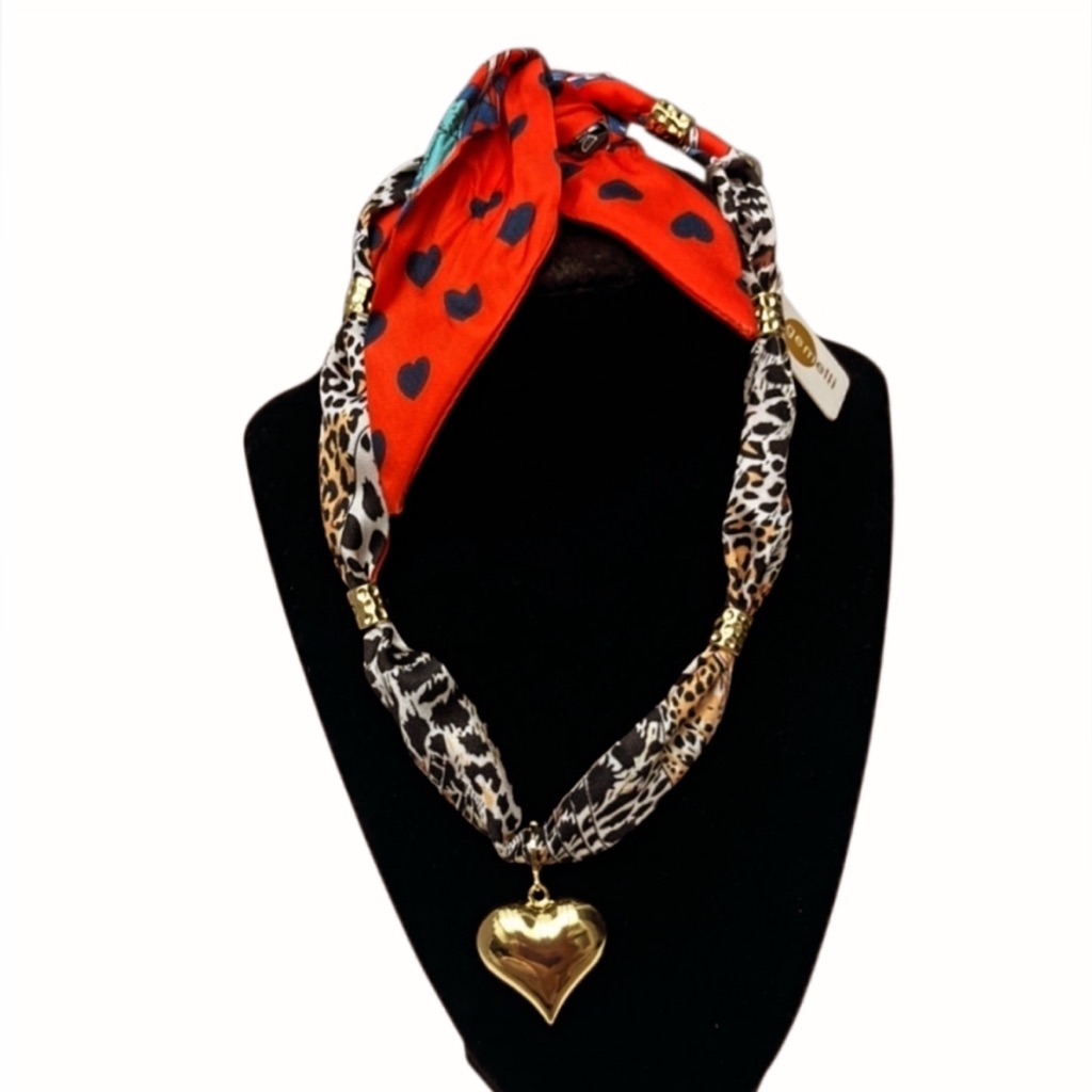 Nwt Gemelli Gorgeous Adjustable Satin Scarf Necklace With Heart Pendant 35$